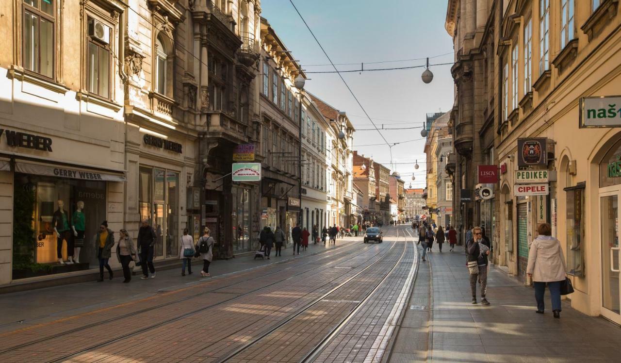 Angela Main Street Luxury Oasis & Free Parking Leilighet Zagreb Eksteriør bilde