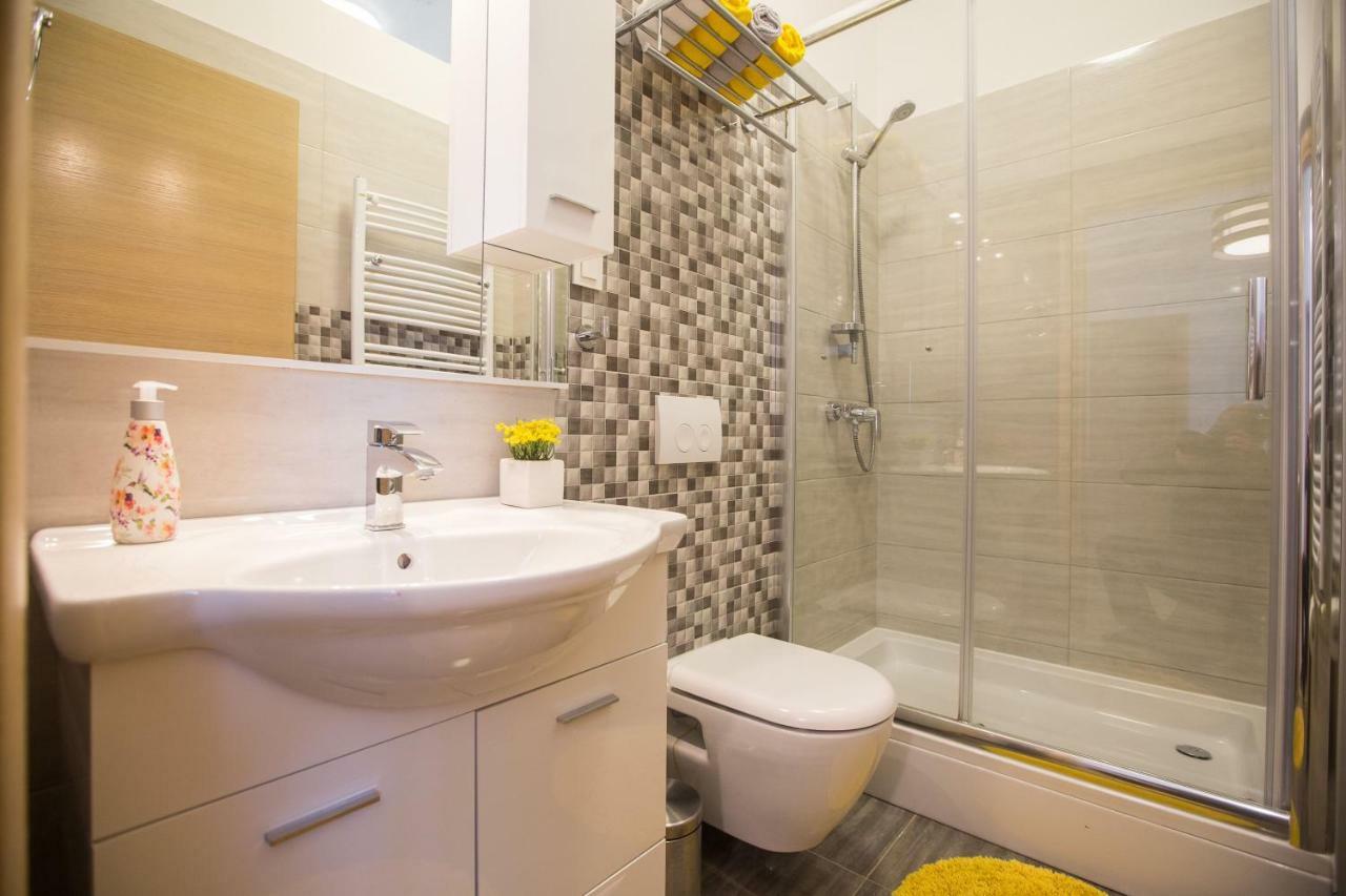 Angela Main Street Luxury Oasis & Free Parking Leilighet Zagreb Eksteriør bilde