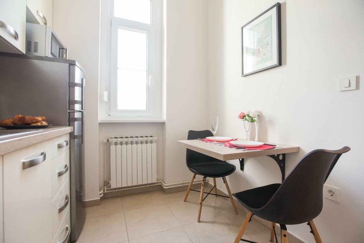 Angela Main Street Luxury Oasis & Free Parking Leilighet Zagreb Eksteriør bilde