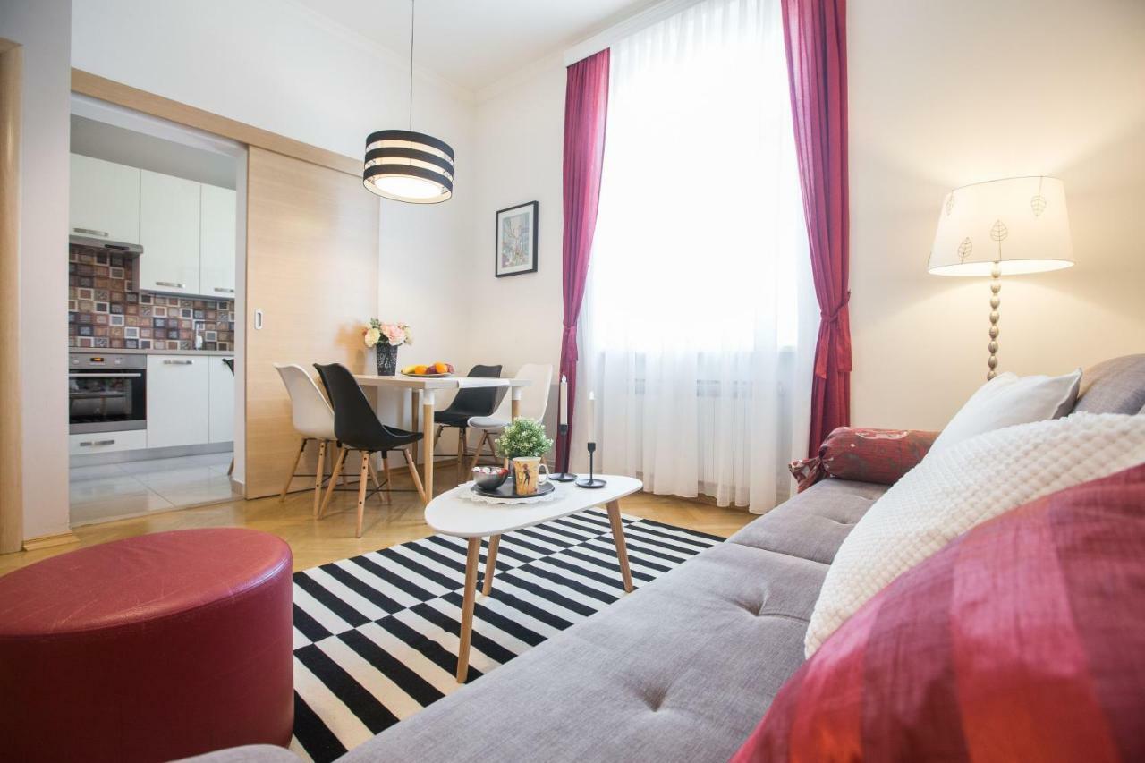 Angela Main Street Luxury Oasis & Free Parking Leilighet Zagreb Eksteriør bilde